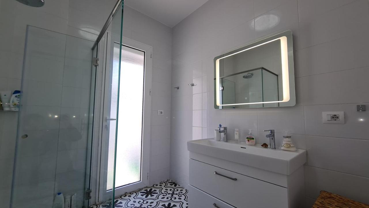 Apartament Rocknest Sea View Penthouse Saranda Zewnętrze zdjęcie