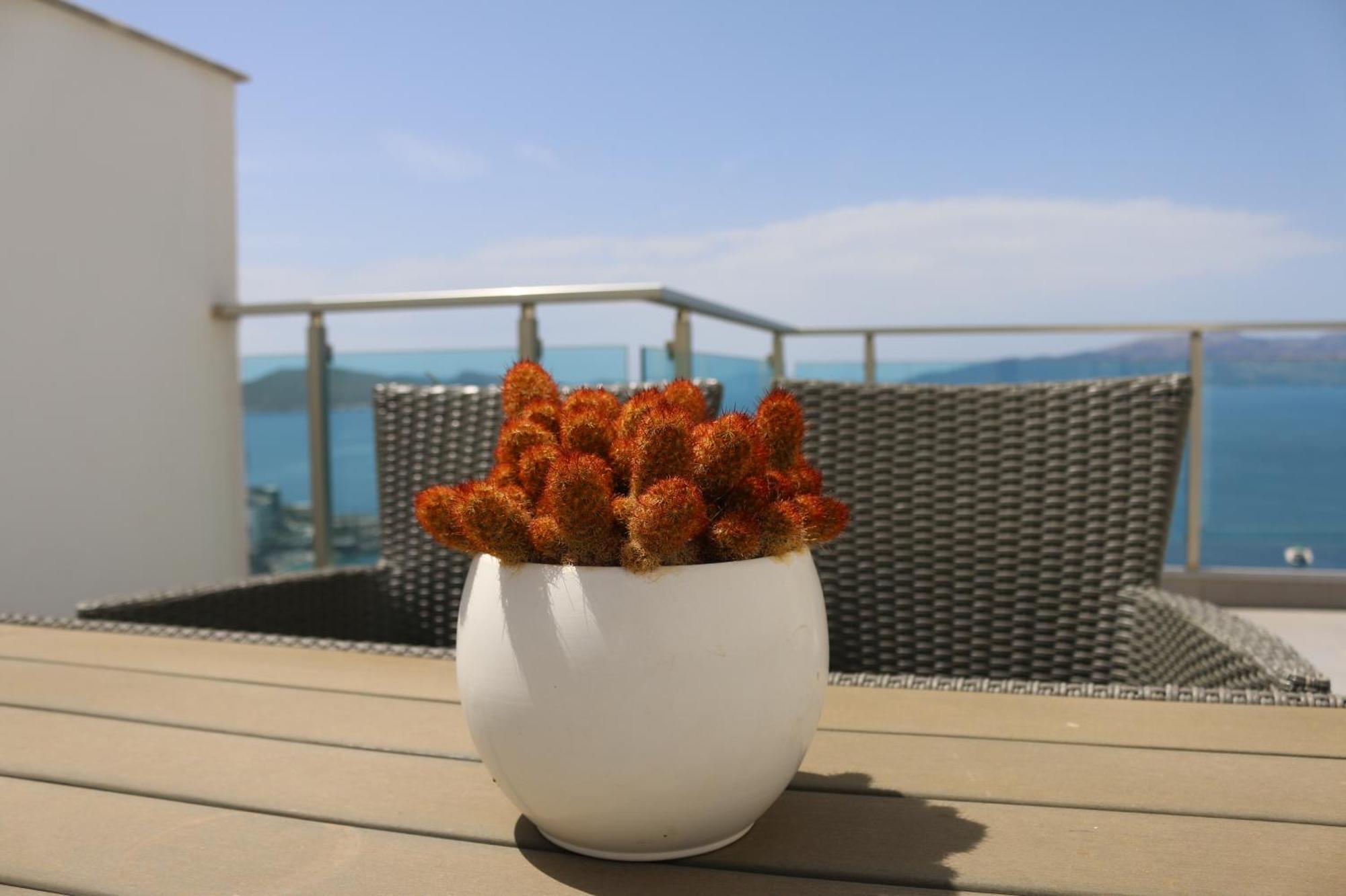 Apartament Rocknest Sea View Penthouse Saranda Zewnętrze zdjęcie