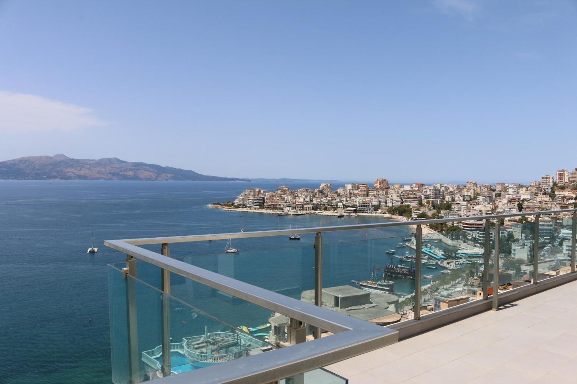 Apartament Rocknest Sea View Penthouse Saranda Zewnętrze zdjęcie